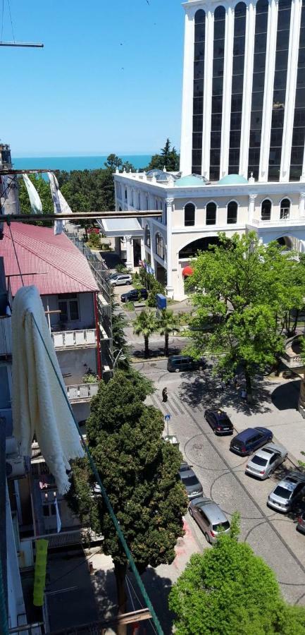 Naira Apartment Batumi Exterior foto